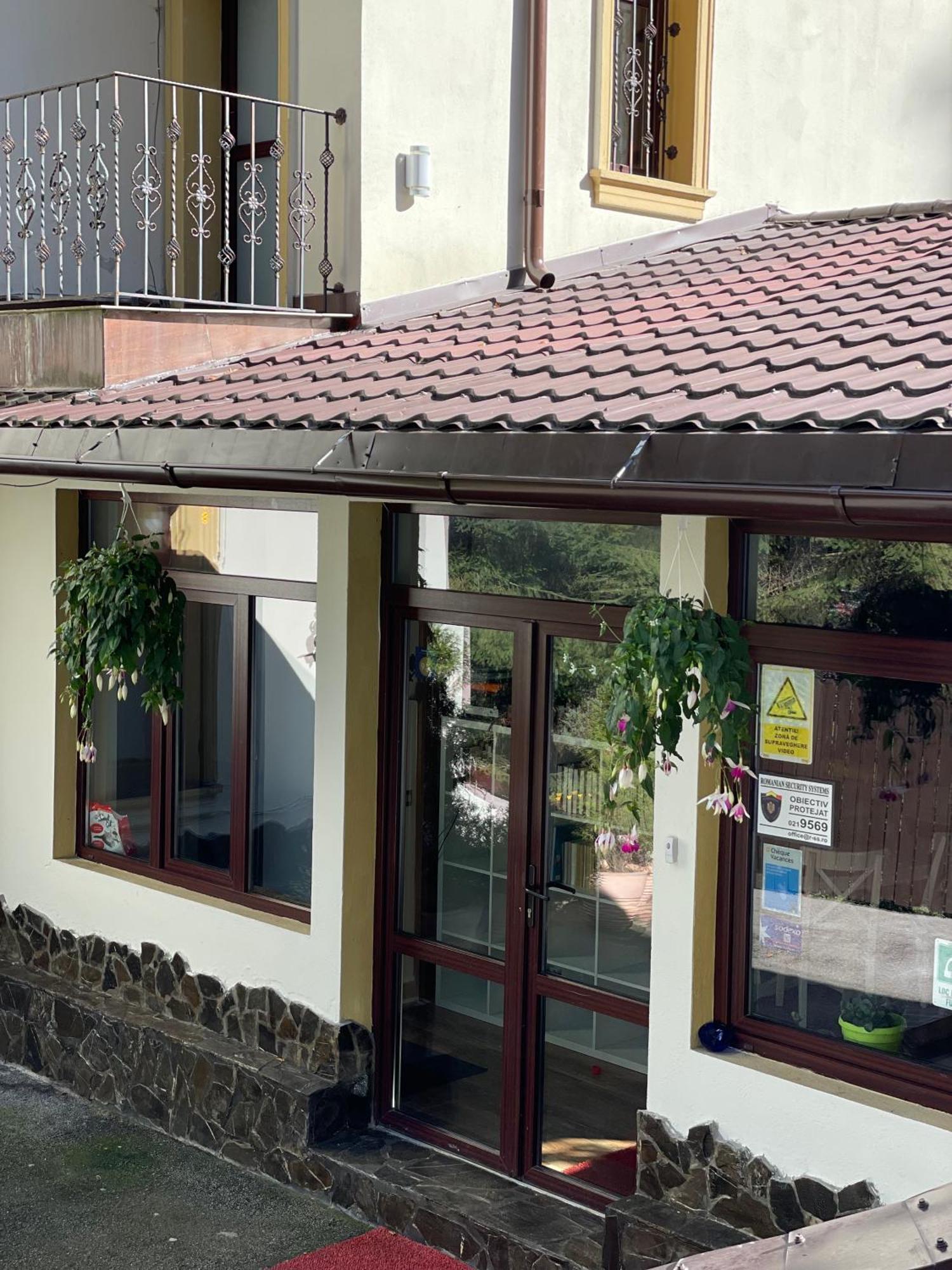 Pension Casa Del Sol Predeal Exteriör bild